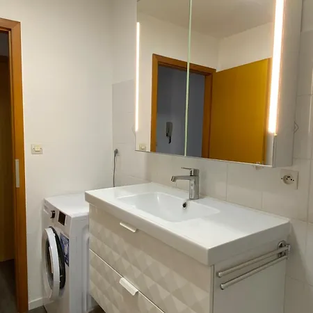 Bright 2rooms Apartment, 3 Min From Basel, Parking Saint-Louis (Haut-Rhin)